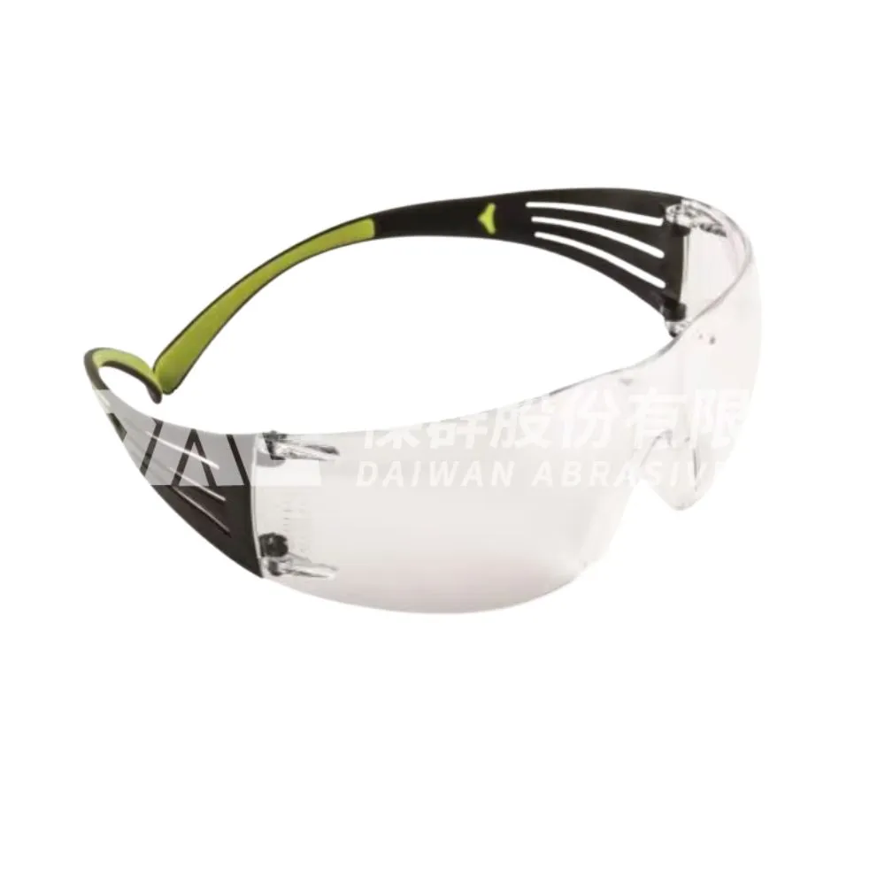 3M™ SecureFit™ 安全眼鏡 SF401AF