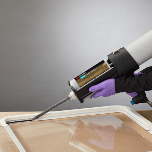 安裝與飾邊固定