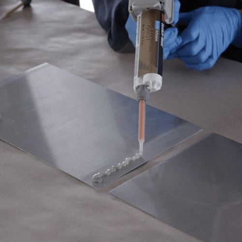 結構黏接取代鉚釘的推薦組裝